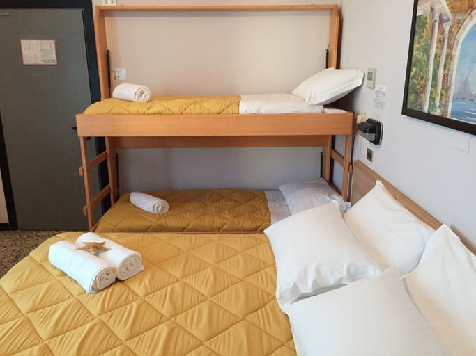 Bedroom 4, Abc Hotel, Rimini