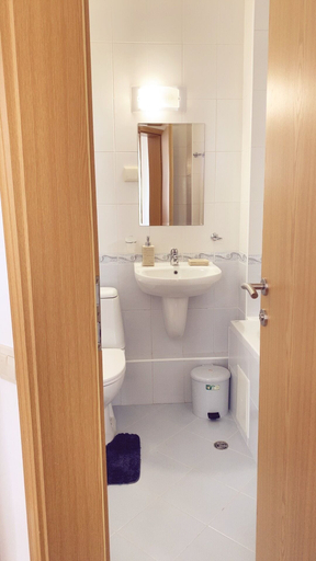 Bathroom, Generaator House, Pomorie