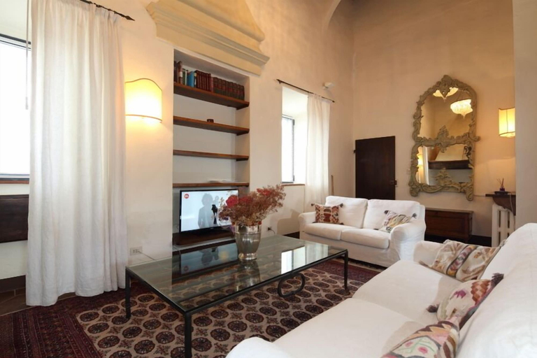 Bedroom 4, Torre della Signoria, Siena