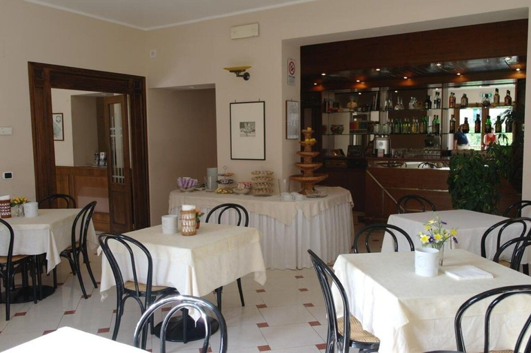 Food & Drinks 4, Hotel Armando's, L'Aquila