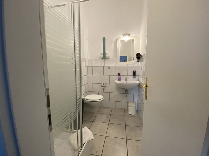 Bathroom 5, Jagdschloss Lalendorf, Rostock