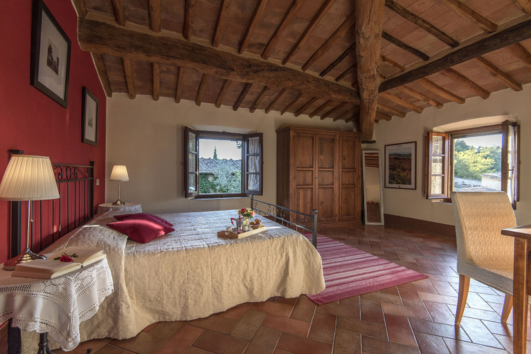 Bedroom 2, La Torre Della Rocca, Siena