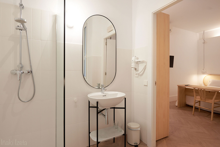 Bathroom 3, The Mohouse Boutique Room, Barcelona