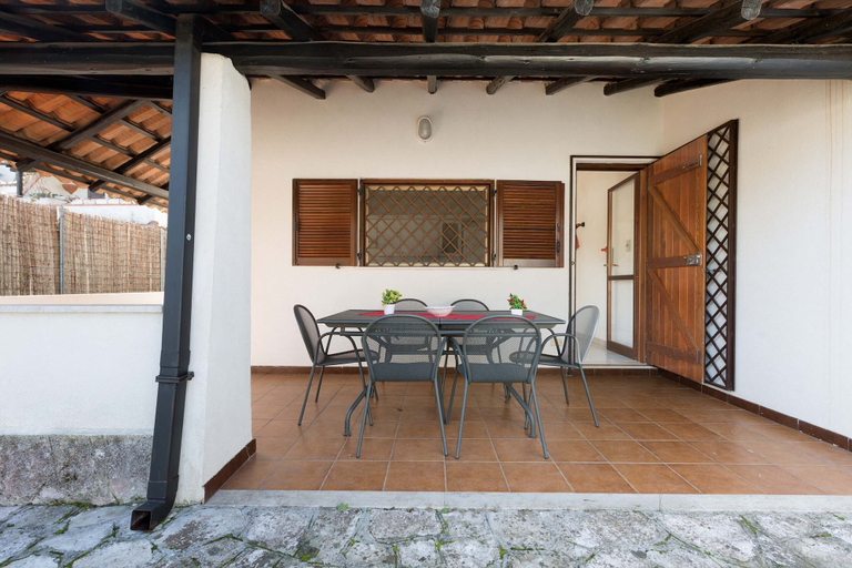 Others 5, Appartamento Canneto, Taranto