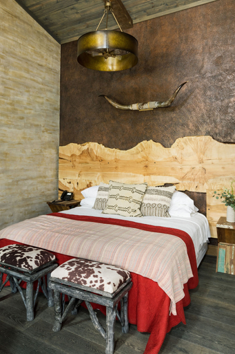 Bedroom 3, Ancient Lore Village, Knox