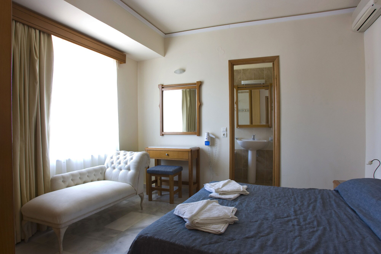 Bedroom 3, Futura Hotel, Crete
