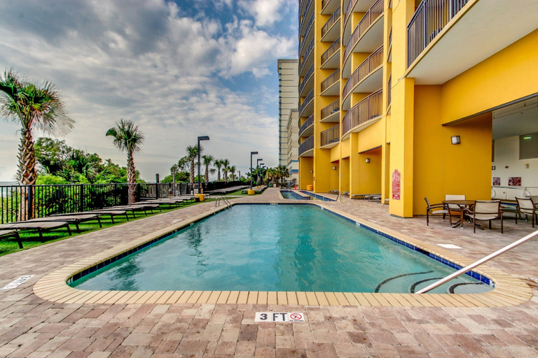Sport & Beauty 5, Beachfront Anderson Condos by Hosteeva, Horry