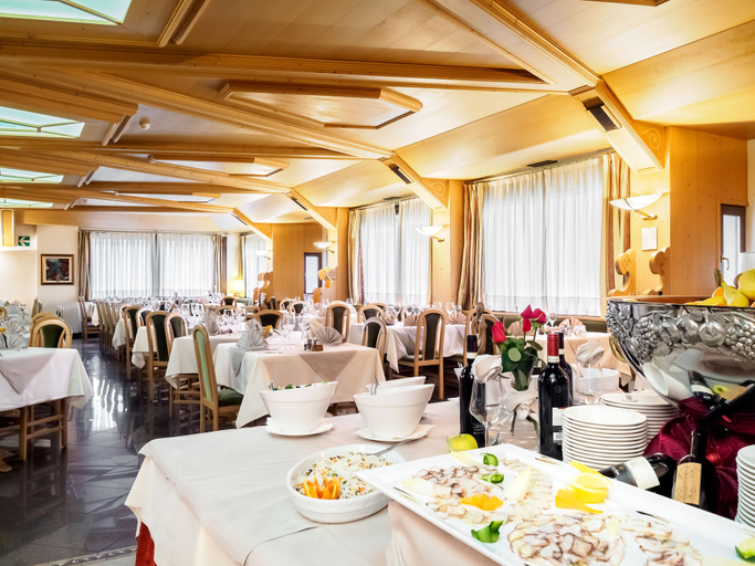 Food & Drinks 5, Hotel Sant Anton, Sondrio