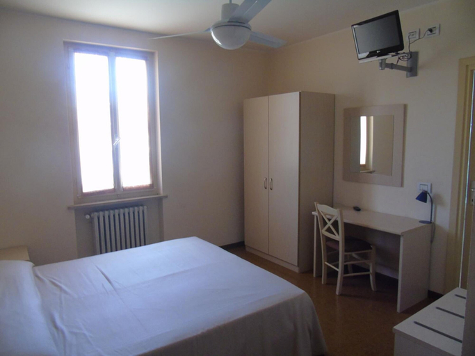 Bedroom 2, Albergo Grifone 1891, Verona