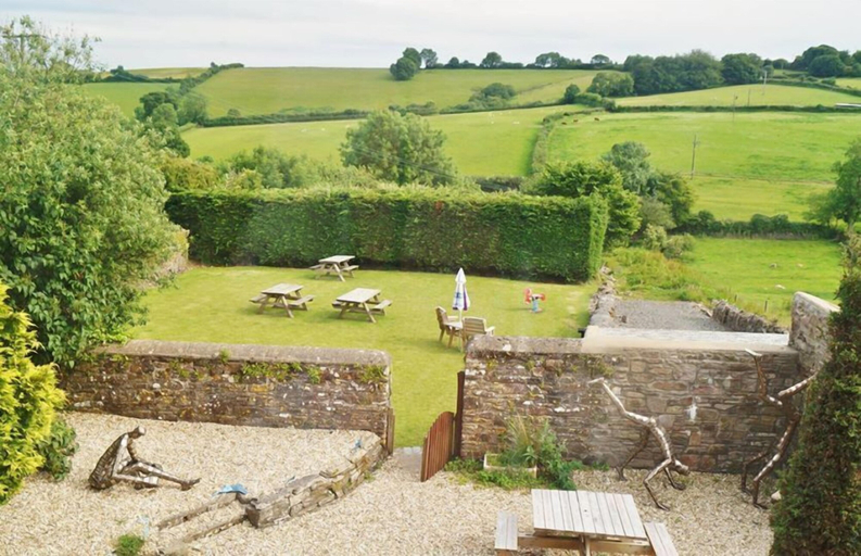 Others 5, The Poltimore Pods, Devon