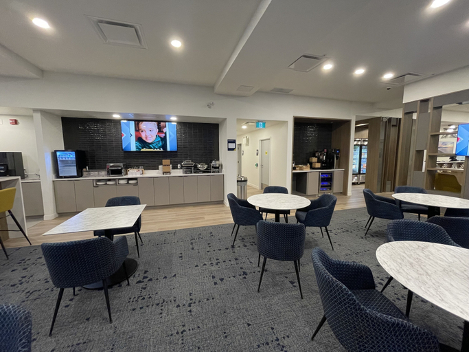 Food & Drinks 5, Microtel Inn & Suites by Wyndham Summerside, Prince