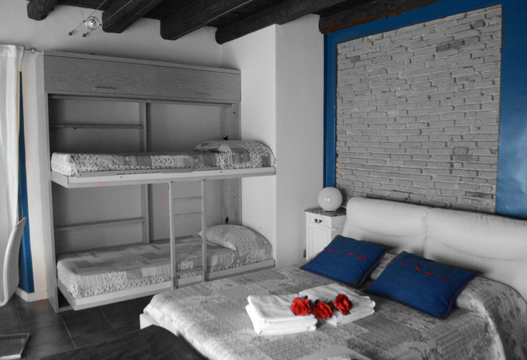 Bedroom 4, Bed and Breakfast Storico, Como