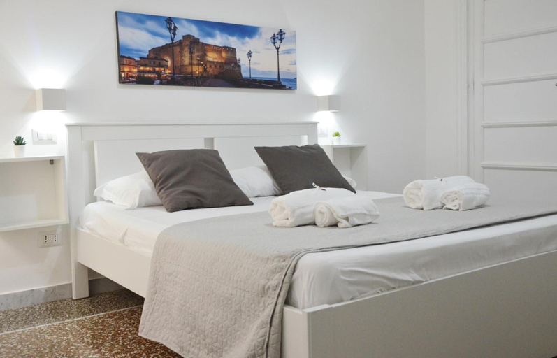 Bedroom 4, Mellos B&B, Napoli