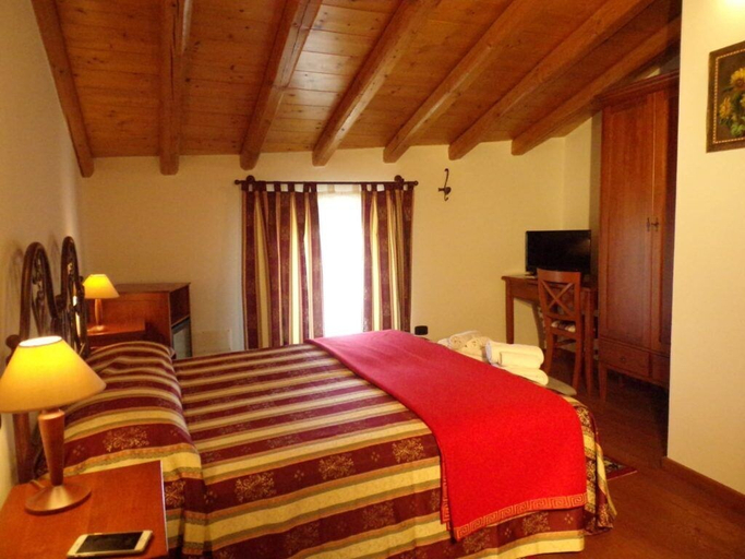 Bedroom 4, Agriturismo & Locanda Corte Marani, Verona