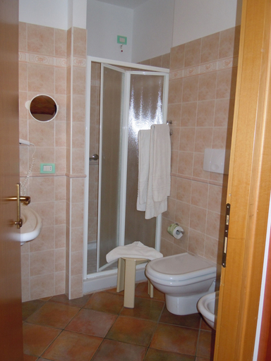 Bathroom 5, Il Castello, Cagliari