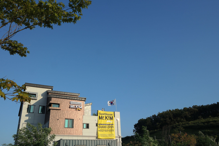 Exterior & Views 2, Mr. KIM Guesthouse, Jung