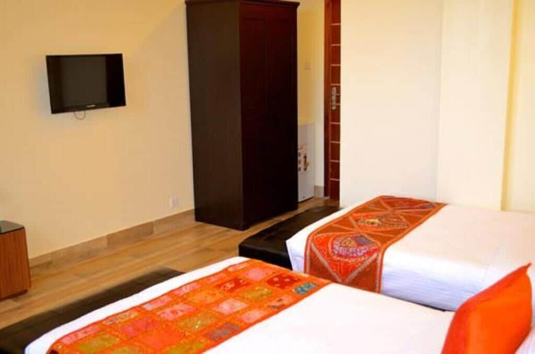 Bedroom 4, Gigiri Express Hotel, Westlands
