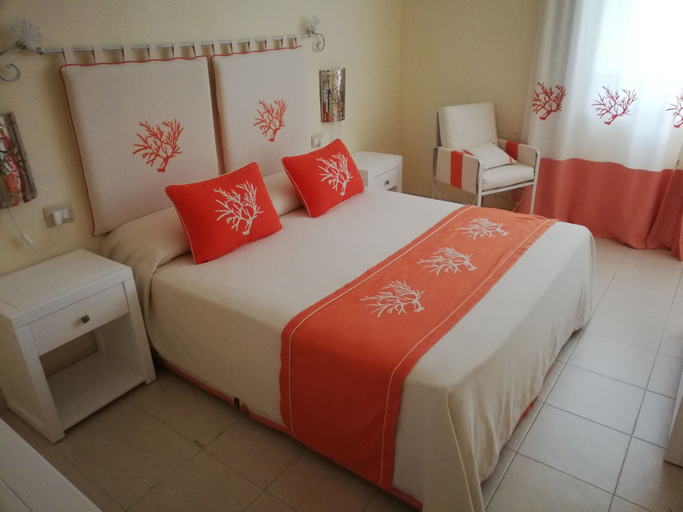 Bedroom 3, Hotel Lido Beach, Oristano
