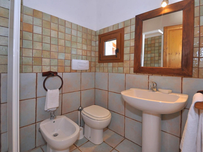 Bathroom, Residence a Badesi 3375, Olbia-Tempio