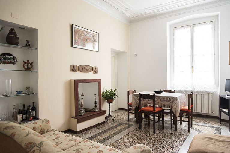 Living area 2, Pleasant 2 Bedrooms Flat in Brera, Milano