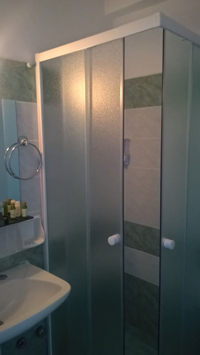 Bathroom 5, Doron Hotel Delfini, South Aegean