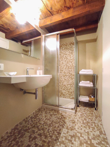 Bathroom 3, B&B ai Musei, Brescia