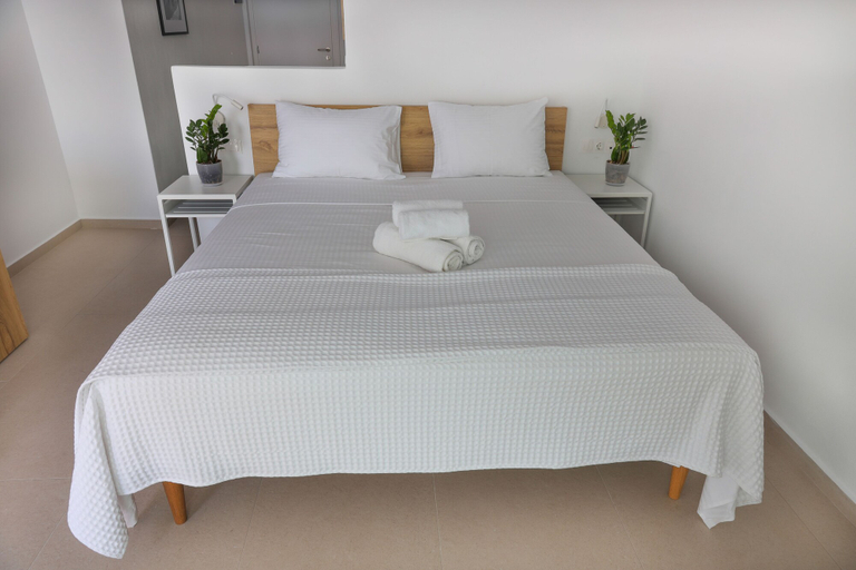 Bedroom 4, Sea Breeze Hotel, Crete