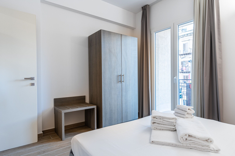 Bedroom 2, Multisuite Palermo, Palermo