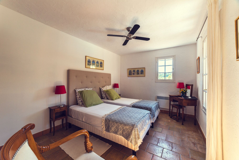 Bedroom 3, Villa Fontane Provence, Var