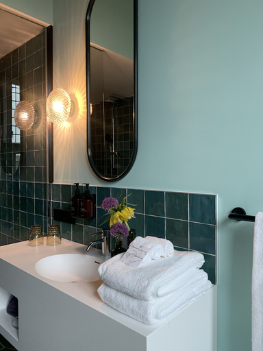 Bathroom 4, Relais & Chateaux Weeshuis Gouda, Gouda
