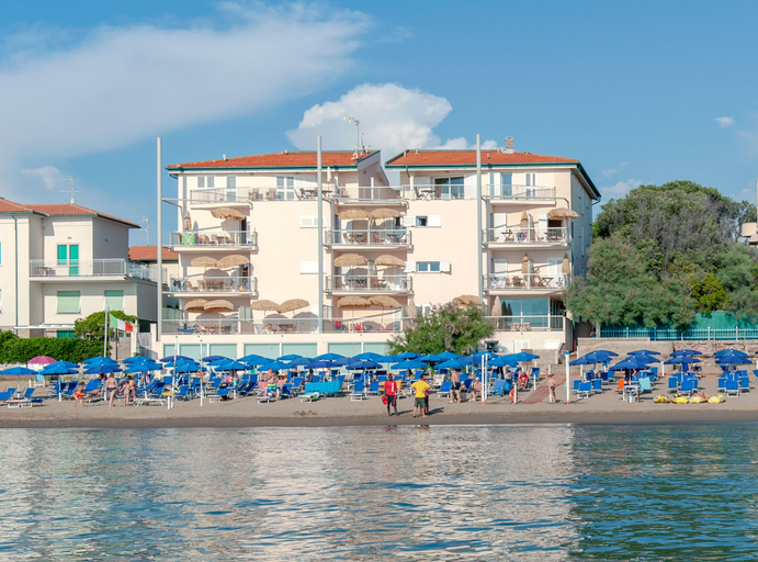 Exterior & Views 2, Residence Villa Lo Scoglietto, Livorno