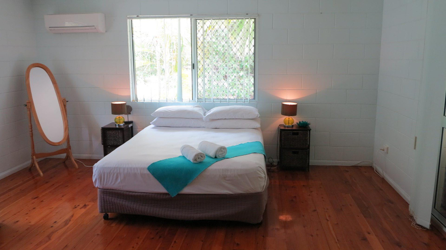 Bedroom 2, Lana's Cottage - Arcadia, Magnetic Island