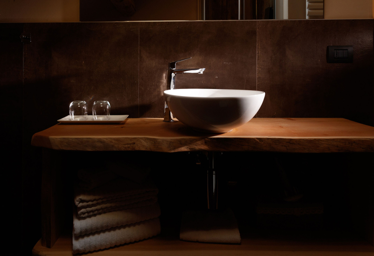 Bathroom 4, AGRITURISMO SAN GALLO, Sondrio