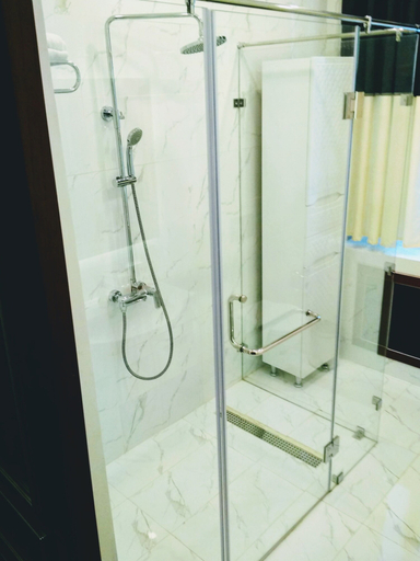 Bathroom 3, Ambassador, Almaty