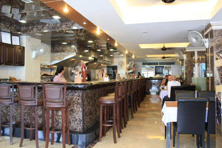 Food & Drinks 5, Maleez Lodge Hotel and Restaurant, Pattaya