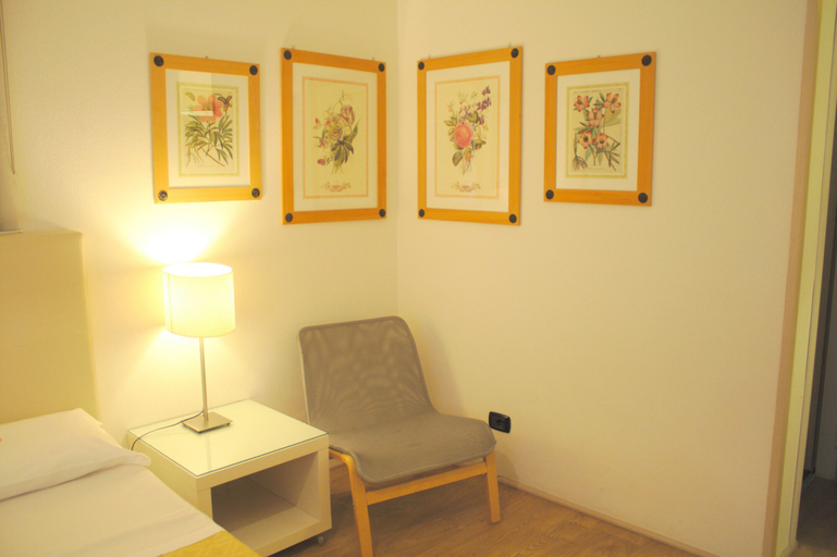 Others 2, B&B Magnolia, Verona