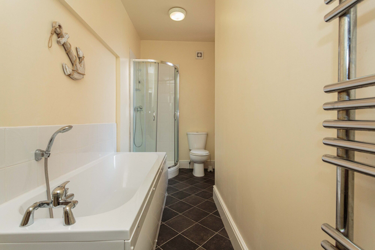Bathroom, Cherry Property - Coconut Suite, Blackpool