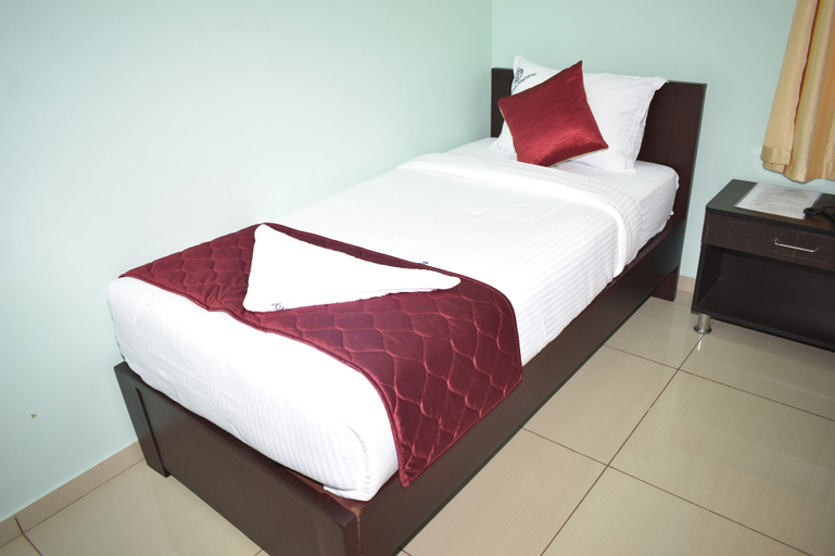 Bedroom 3, Grand Pacific, Viluppuram