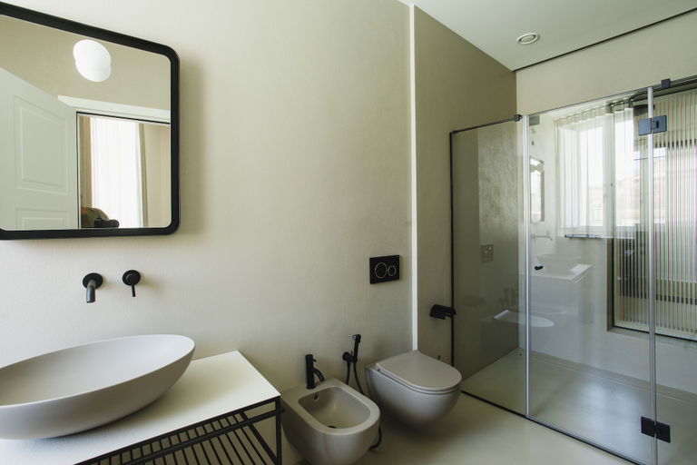 Bathroom 4, Palazzo della Fontana, Matera