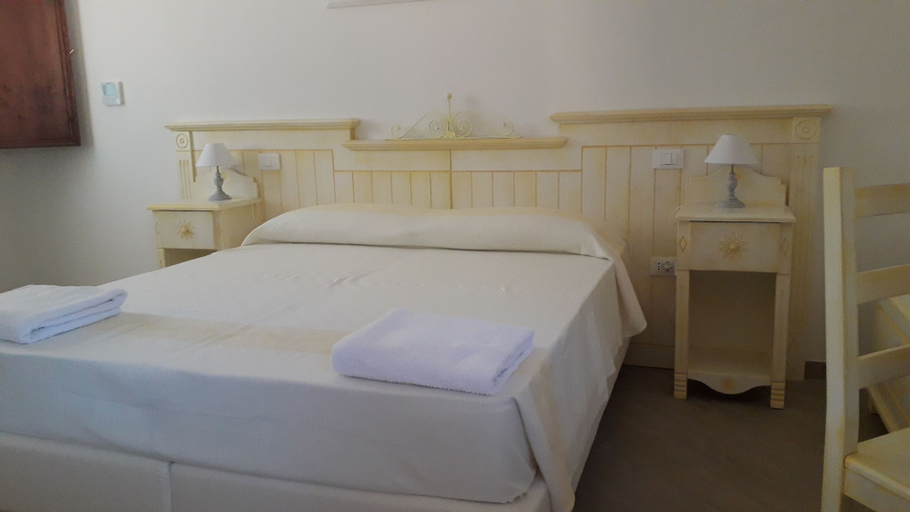 Bedroom 4, Sosventos Village, Cagliari