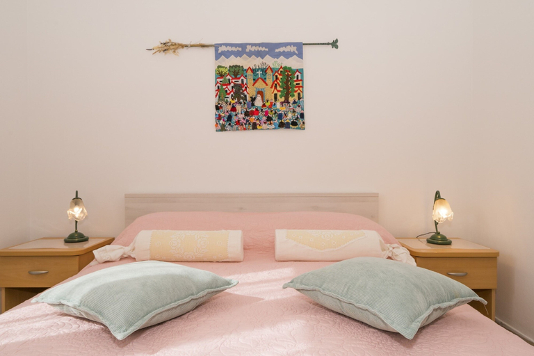 Bedroom 4, Pirka - Apt. w. Terrace & sea View,2 min to Beach, Sutivan