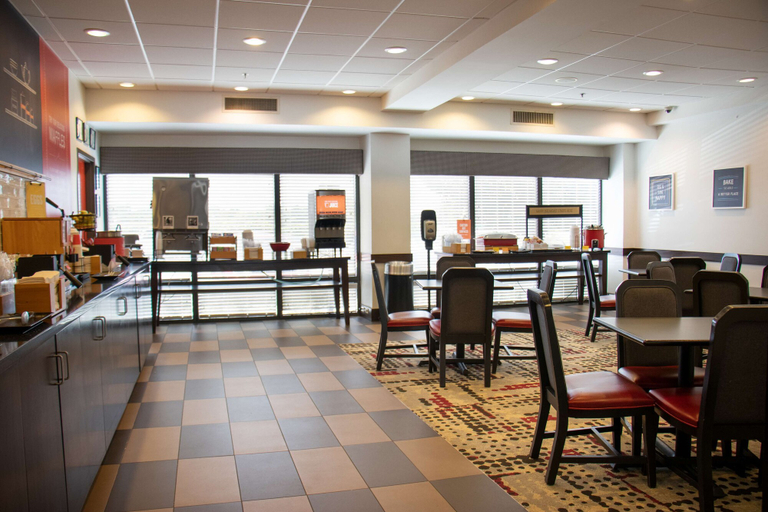 Food & Drinks 5, Hampton Inn Tuscaloosa-University, Tuscaloosa