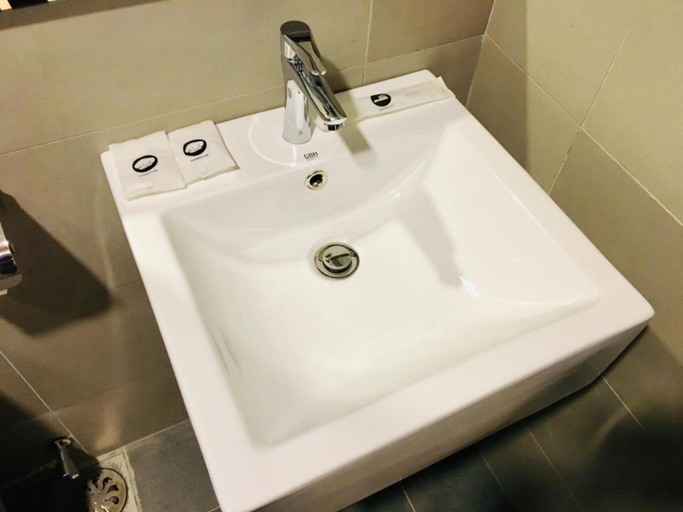 Bathroom 5, Enclave Hotel, Kuala Lumpur