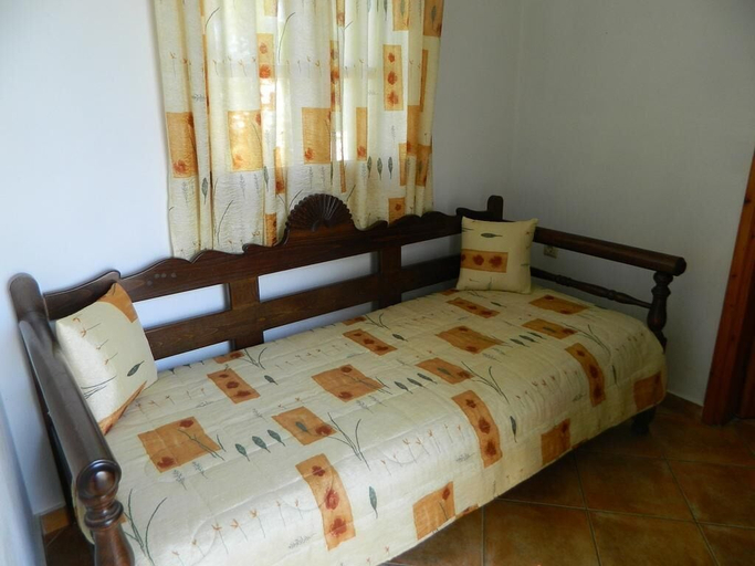 Bedroom 5, Ioanna Apartments, South Aegean