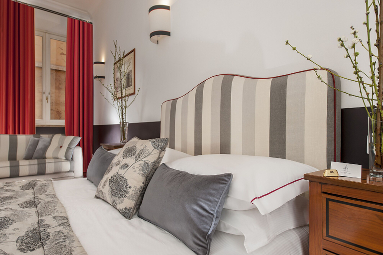 Bedroom 3, All’Orologio, Rome