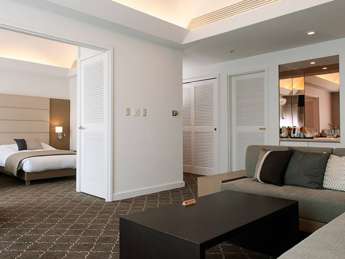 Bedroom 2, Sunhills Hotel, Utsunomiya