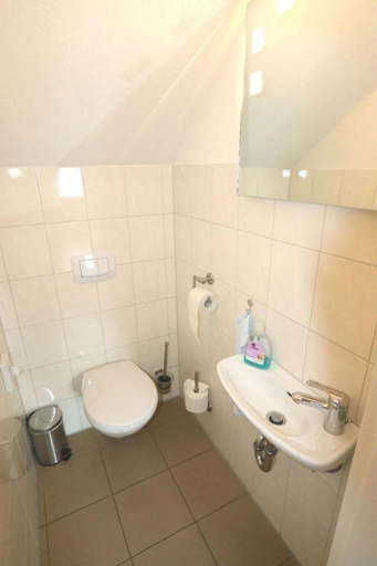 Bathroom 4, Penny-Pension, Helmstedt