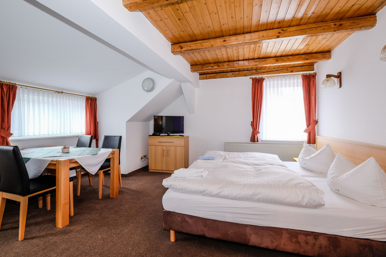 Bedroom 2, Pension Barbara Schierke, Harz