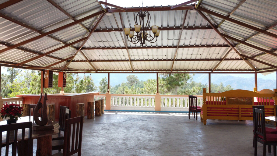 Food & Drinks 5, Los Altos de Constanza, Constanza