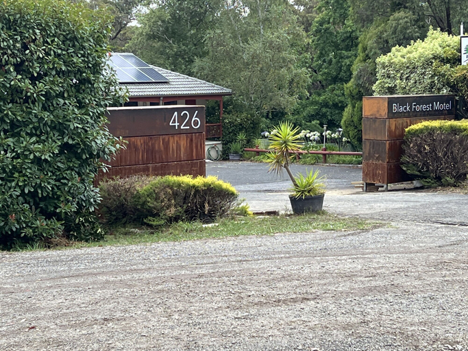 Others 5, Black Forest Motel, Macedon Ranges Bal